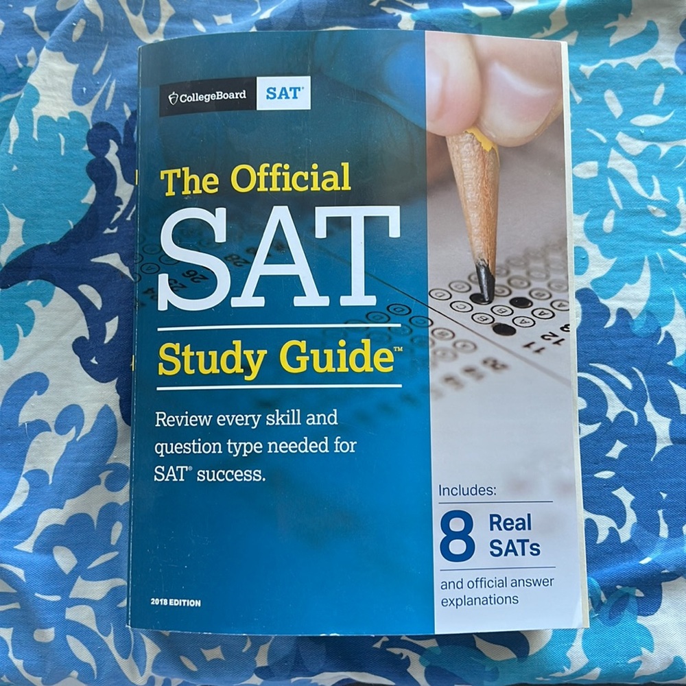 SAT Study Guide/Prep Book (CollegeBoard), 8 practice exams for High School SAT